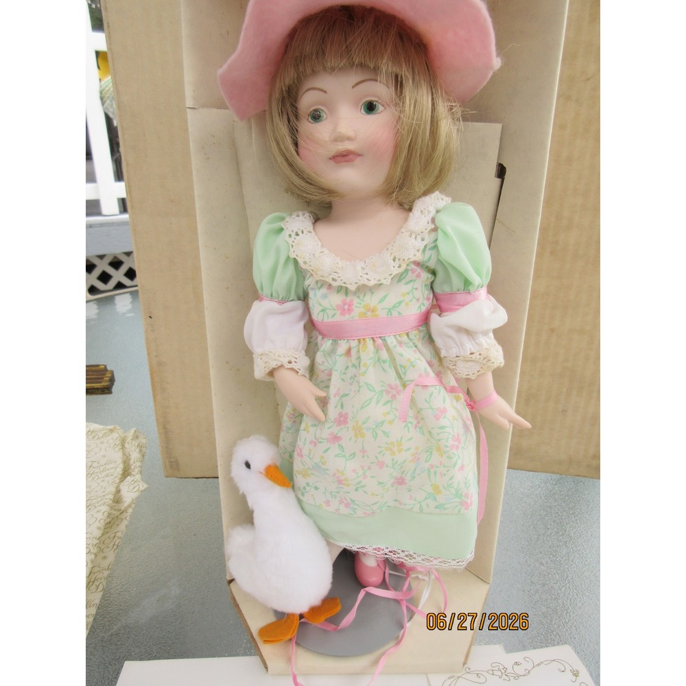 Franklin Heirloom Dolls The Goose Girl Carol Lawson Porcelain Doll with COA Box
